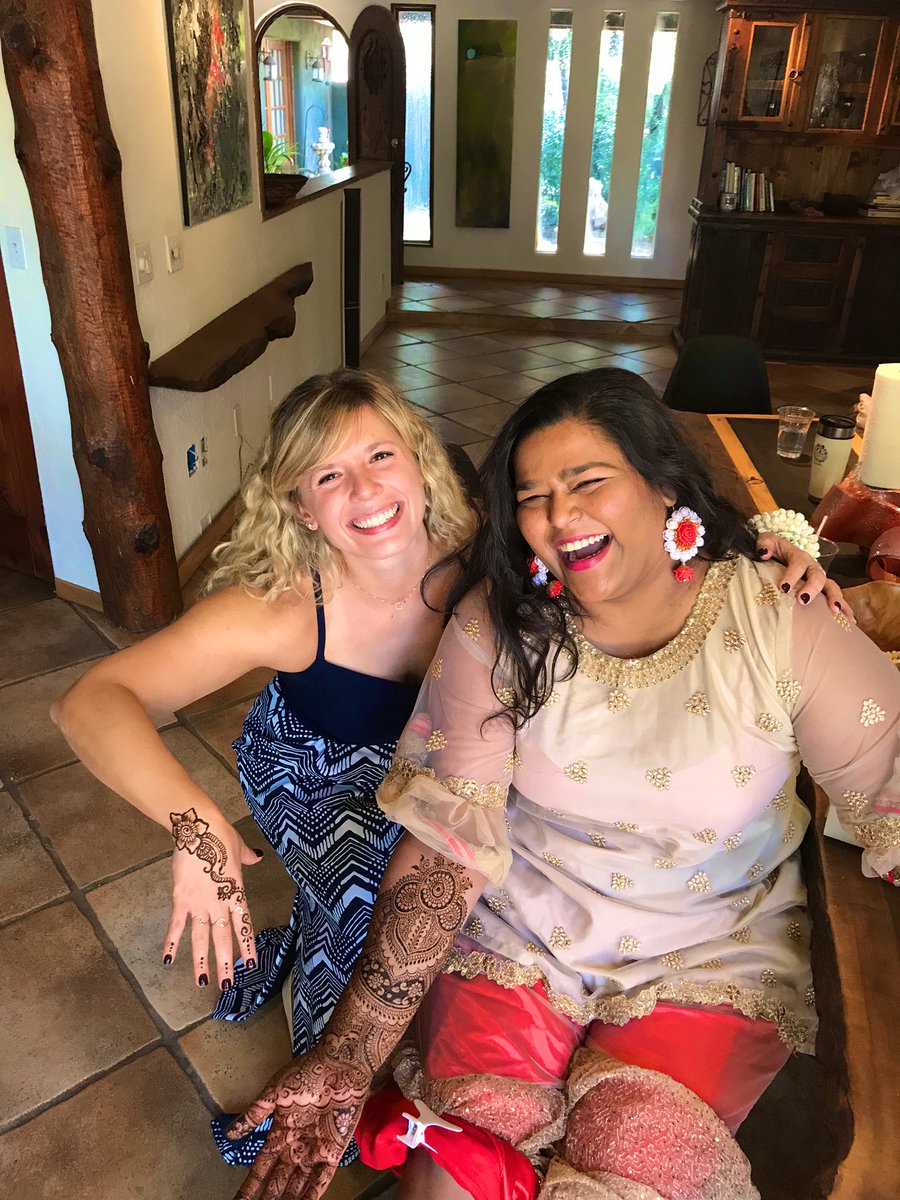 MShleevy's tweet photo. WEF friends are the best friends!! Happy wedding weekend @nashita216 ๐๐ผ๐ง#established2015 #womeninwater https://t.co/JUN9V1Z11Y