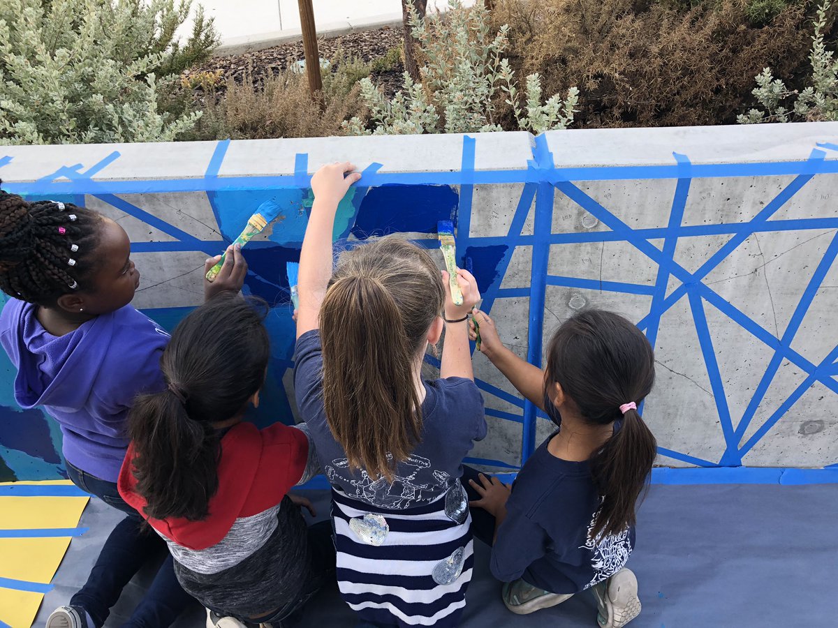 jpromorgan's tweet photo. Canβt wait for the final reveal on Monday! πππππ¨π¨π¨π¨#WCSArt @westlakecharter #hardworkingartists #colorfulcampus https://t.co/79pSi5Z9g4
