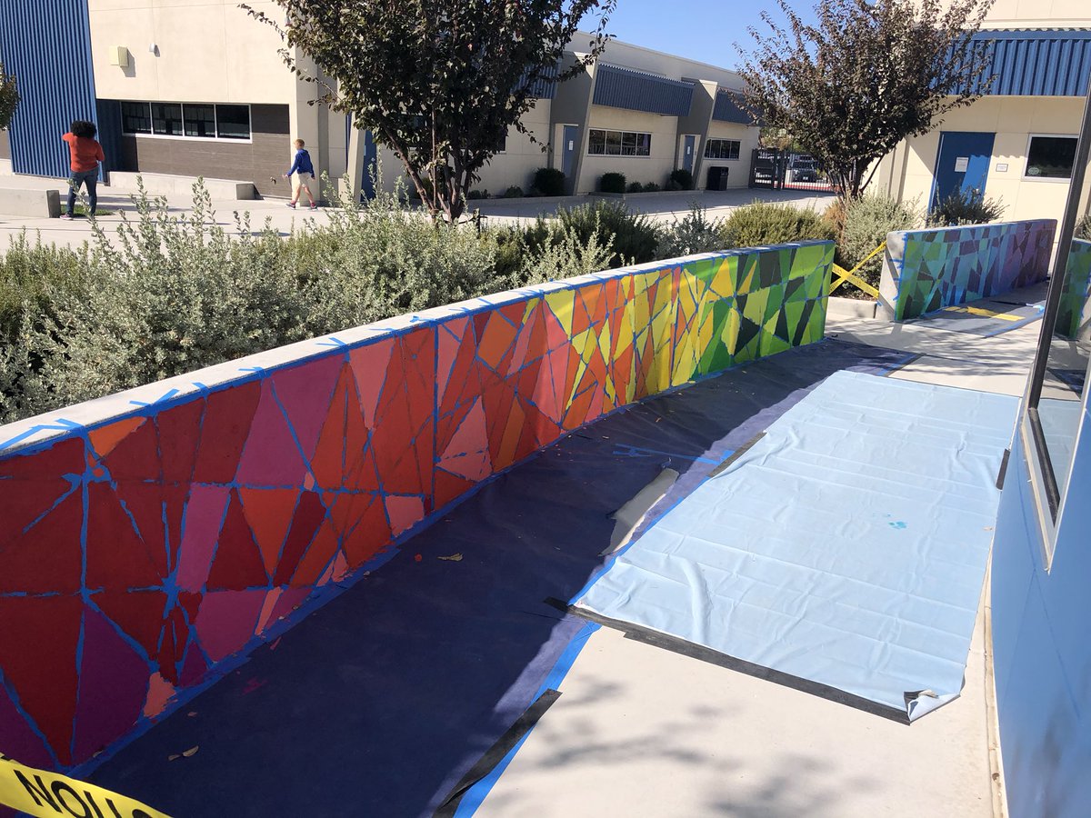 jpromorgan's tweet photo. Canβt wait for the final reveal on Monday! πππππ¨π¨π¨π¨#WCSArt @westlakecharter #hardworkingartists #colorfulcampus https://t.co/79pSi5Z9g4