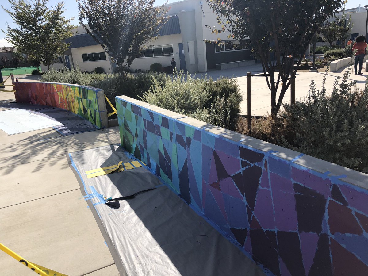 jpromorgan's tweet photo. Canβt wait for the final reveal on Monday! πππππ¨π¨π¨π¨#WCSArt @westlakecharter #hardworkingartists #colorfulcampus https://t.co/79pSi5Z9g4