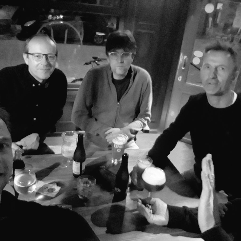keldertrapken's tweet photo. Bezoekje Tom. https://t.co/aUBVeqeLa1