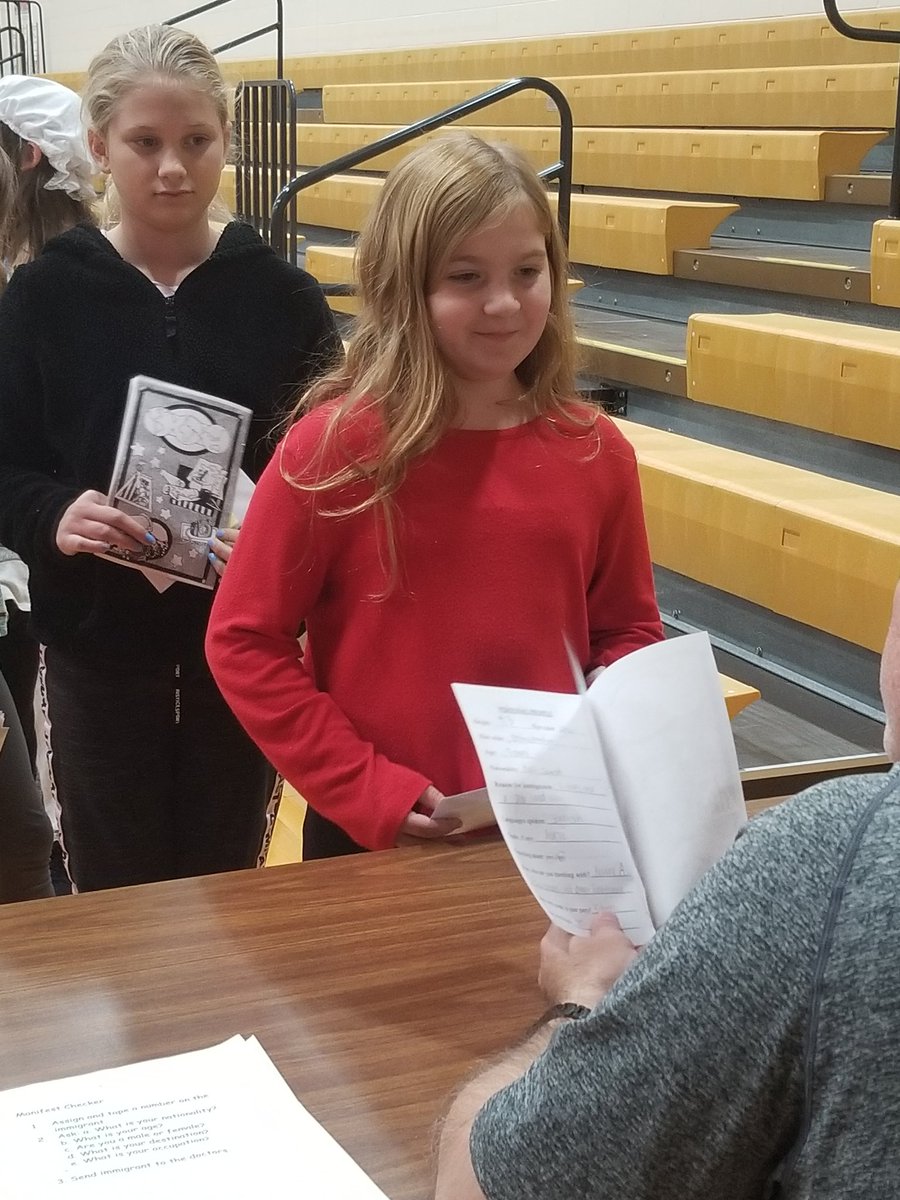 MrsGrage's tweet photo. Students had fun traveling back in time for our Ellis Island experience today. @Chelsea_Tigers #WeAreChelsea #ChelseaPride https://t.co/DS5RcOvzFe
