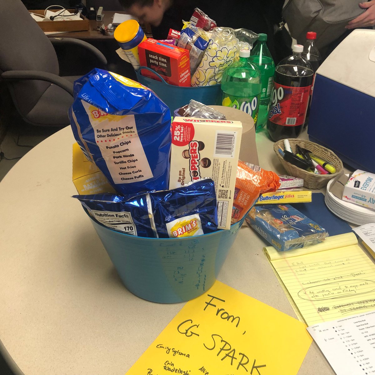 Steph_Sukow's tweet photo. #CGSpark decked out the custodial staff office today to thank them for the amazing work they do every day for our school. Thanks to our custodians for making CG an awesome place to be! #WeBeCG #WeBeKind @CGmrsmcknight https://t.co/4ClCX1fpFz