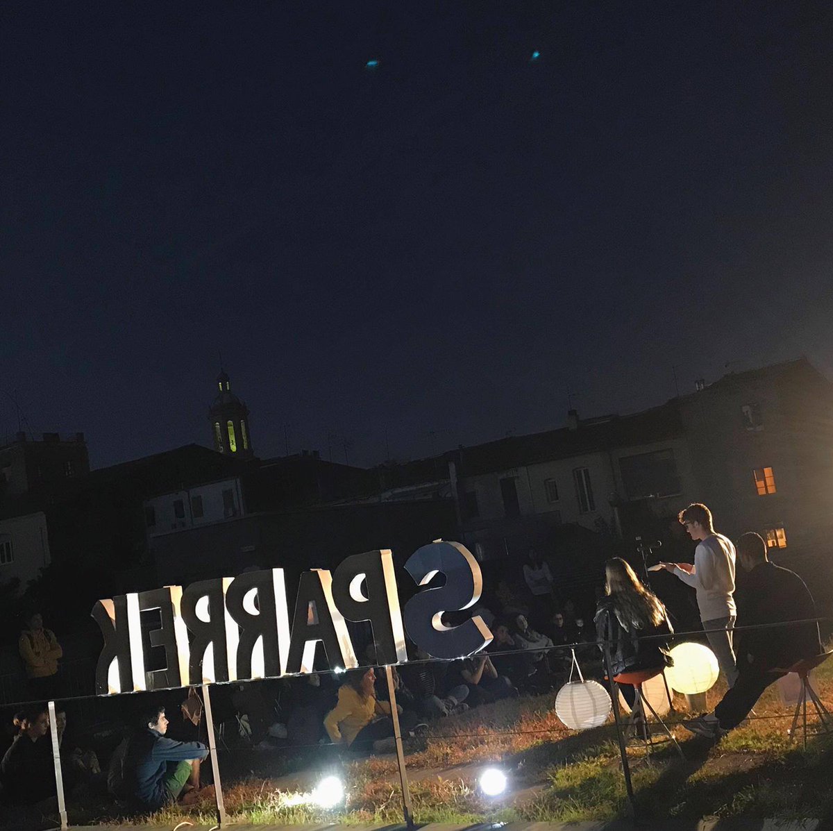 📣 El manifest compta amb el suport de <a href="/Tramateatre/">Tramateatre</a> <a href="/Teatre_LaPassio/">La Passió d'Esparreguera</a> <a href="/EsparregueraANC/">ANC Esparreguera</a> #LALTRE Col·lectiu <a href="/LolaFestival/">Festival LOLA</a> Cia LoPereBufa <a href="/elcoverol/">El Coverol</a>