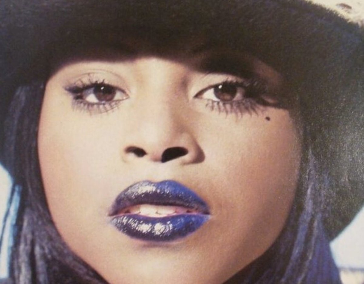 Foxy’s side on how the convo went down: