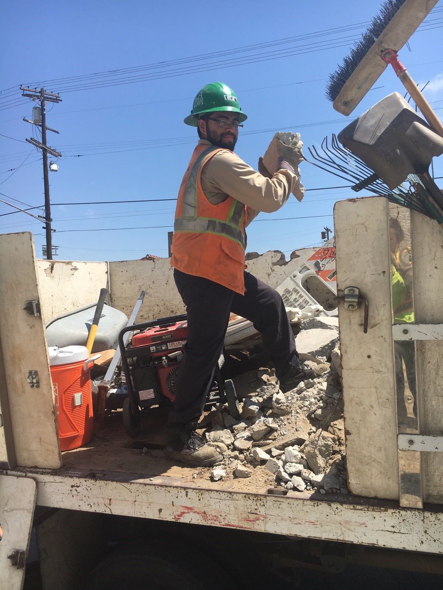 LACorps's tweet photo. #Corpsmembers are heavy lifters—learning to cut concrete & break apart tree wells to plant 2,700 new trees 🌳 in LA! "The Corps is a great experience for job training & a place that gives many opportunities." - Corpsmember Joe #ShadeLA! #lacorpspower https://t.co/qsOZcVrAUx