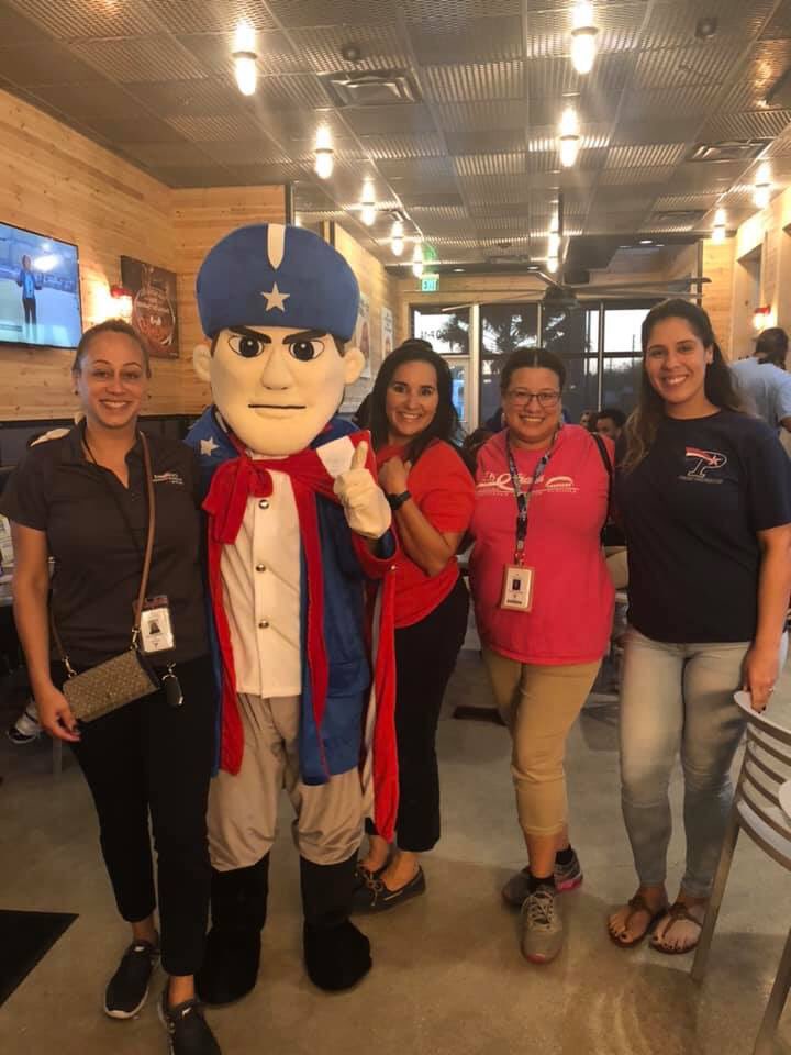 PinesPatriots's tweet photo. Hey @BURGERFI , we had a great time at your Pines location on Thursday night. @PatriotsPines is looking forward to building a great relationship! #savetheearth #veganpower #recycleandreuse #pineslife #beyondburger https://t.co/G4LY3gFdlE