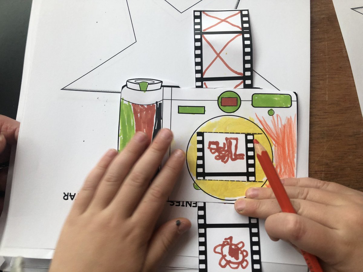 screeniesnz's tweet image. Loving the Hollywood stars, reviews and stories happening after the films @screeniesnz @TAPACakl @NZFilmCommissh