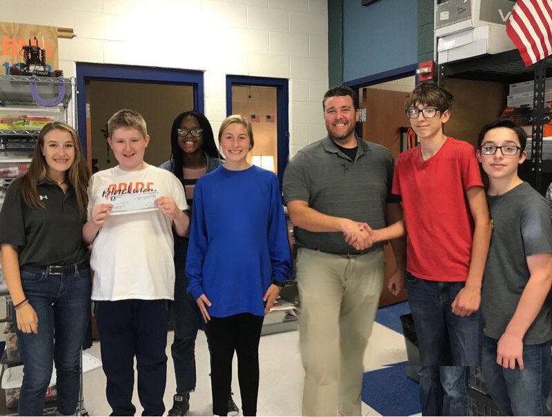 bms_robotics's tweet photo. On Thursday, a representative from Rogers Group came in and generously gave Blackman Robotics a $100 donation, and talked about what Rogers Group did! #heatinup #robotics https://t.co/NrocXzWphD