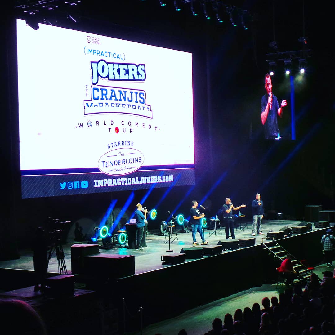 Winning at the #theO2 #London - #ImpracticalJokers @truTVjokers  <a href="/thetenderloins/">The Tenderloins</a> <a href="/jamessmurray/">Murr</a>  <a href="/BQQuinn/">Brian Quinn</a> <a href="/Joe_Gatto/">Joe Gatto</a> <a href="/SalVulcano/">Sal Vulcano</a>