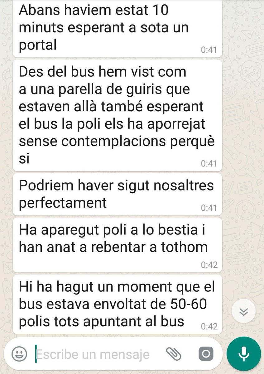 JoanPolAlcarazR's tweet photo. ⚠️ MÀXIMA DIFUSIÓ!!!

@mossos i @policia campen desenfrenats per Barcelona apallissant i atemorint arreu. La situació és d'extrema gravetat, hi ha imatges!!! https://t.co/HIYLpUpTeh