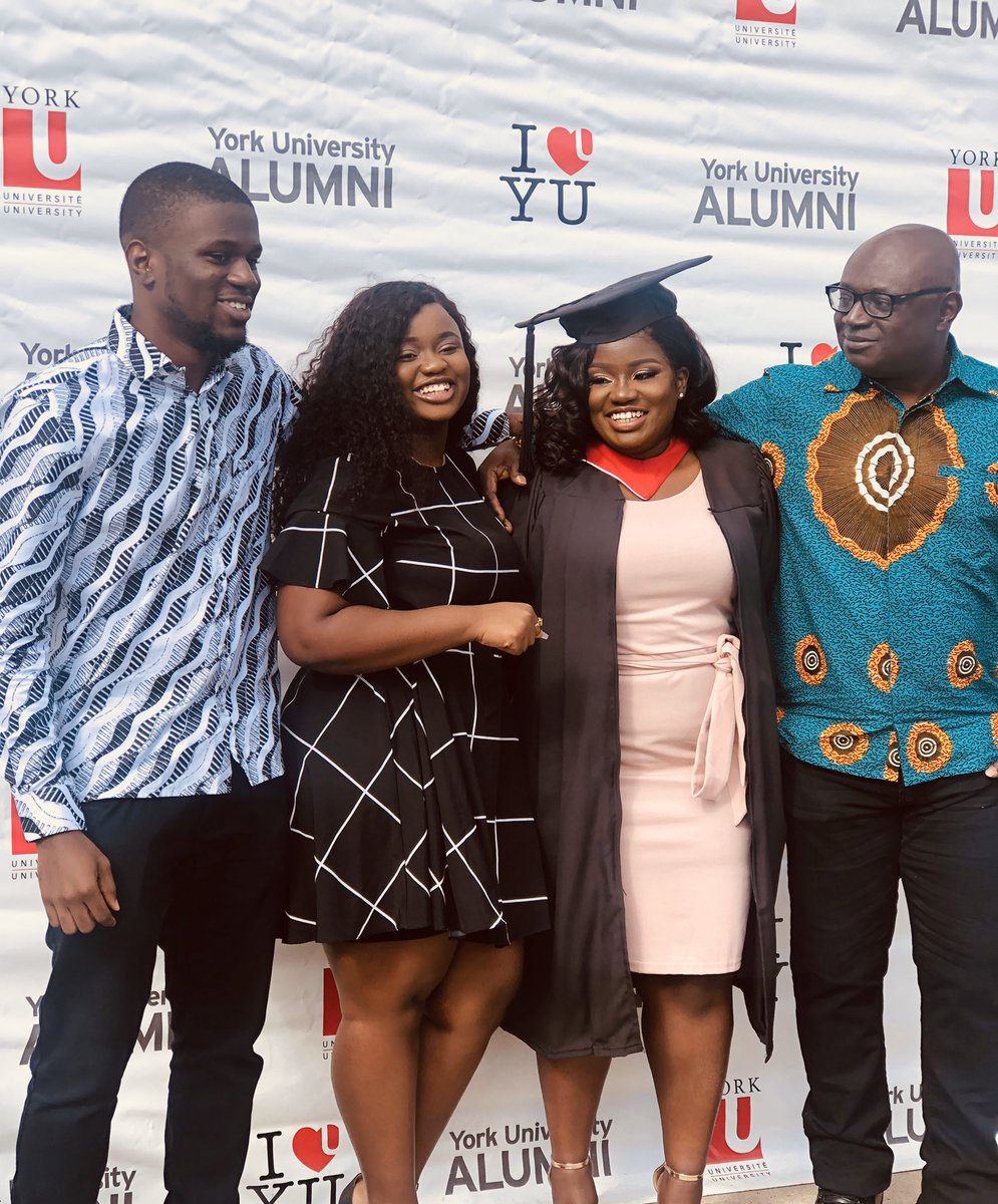 annikatawiah's tweet photo. My sister is a whole graduate 💃🏼💃🏼💃🏼💃🏼we thank God that this journey finally came to an end. I’m proud of you sis 😘 https://t.co/KJKW4RtQ6C