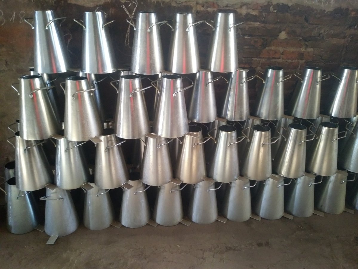 Labing02's tweet image. Cono de Abrams con base y varilla