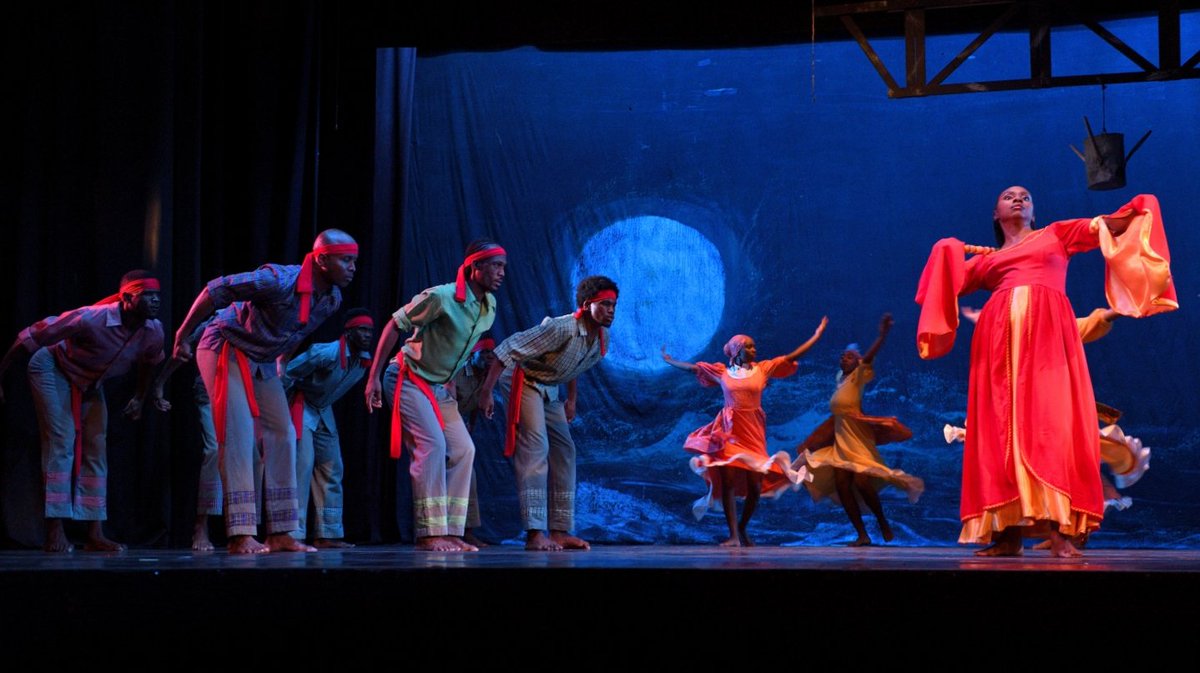 NDTCJAMAICA's tweet photo. The National Dance Theatre Company (NDTC) is committed to projecting and promoting the connection between the creative imagination and social reality.
(Rex Nettleford)

Dancers in Nettleford's 'Kumina' (1971). Stuart Reeves Photography https://t.co/BY66yVRcS6