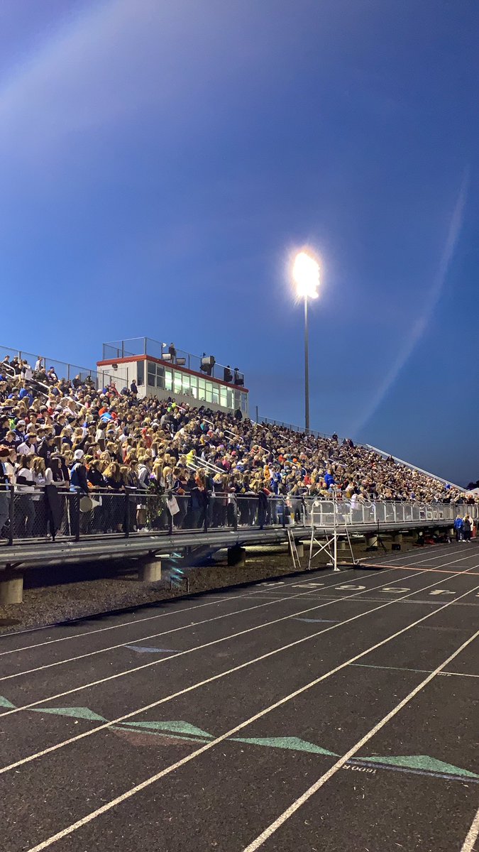 mrwingmhs's tweet photo. Just a few people here! https://t.co/Bh7FMDOZEd