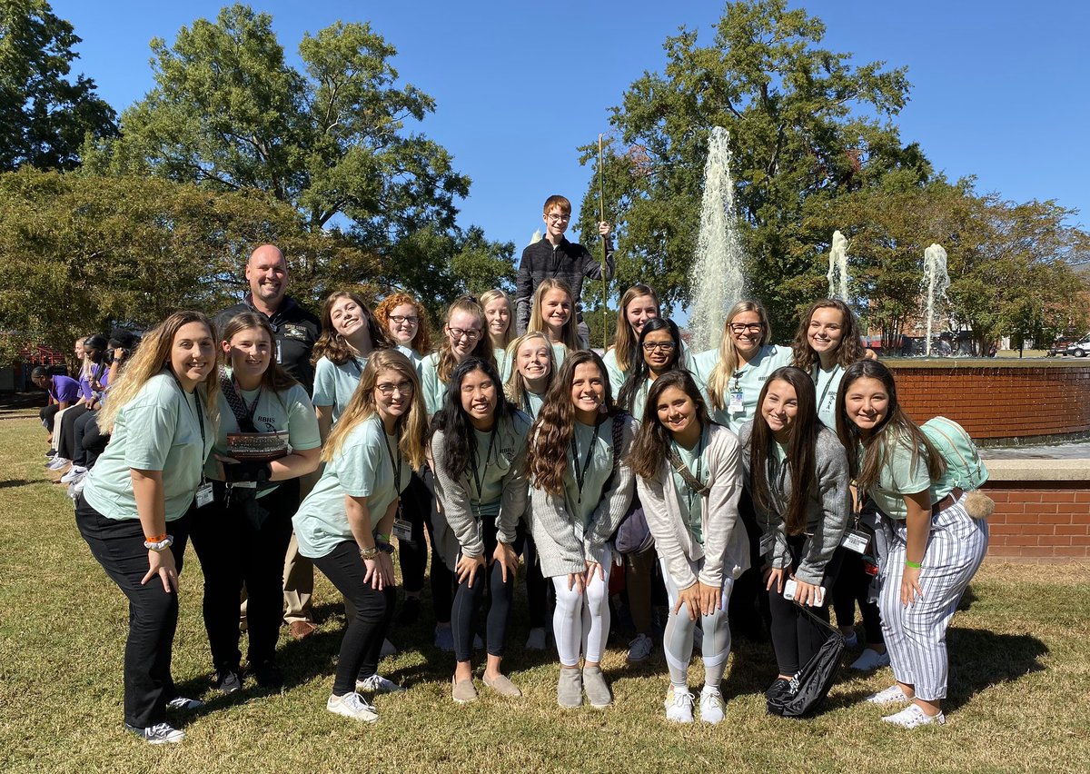 RBHSHOSA's tweet photo. Future Health Care Professionals &amp; Leaders! @SC_HOSA @hosafhp https://t.co/hjXDOUOrdq