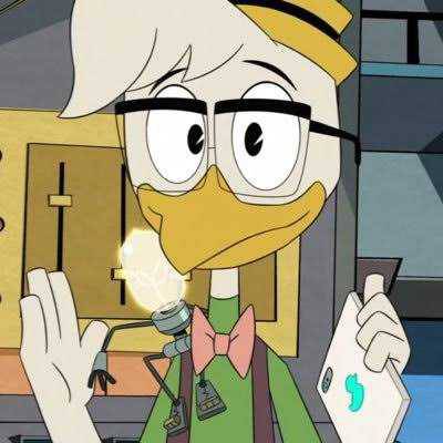 ChickenCottageN's tweet photo. Did you get it? ๐
Genius, Scientist, Duckberg.
Our #ChickenIcon is none other than
"Gyro Gearloose" from the DuckTales TV series.
Spotted here with his sentient Lightbulb "Little Helper".
#ChickenCottageNaija
#Hot #Spicy #Chicken
๐ฅ๐ถ๏ธ๐ https://t.co/Pmup4EBYdD