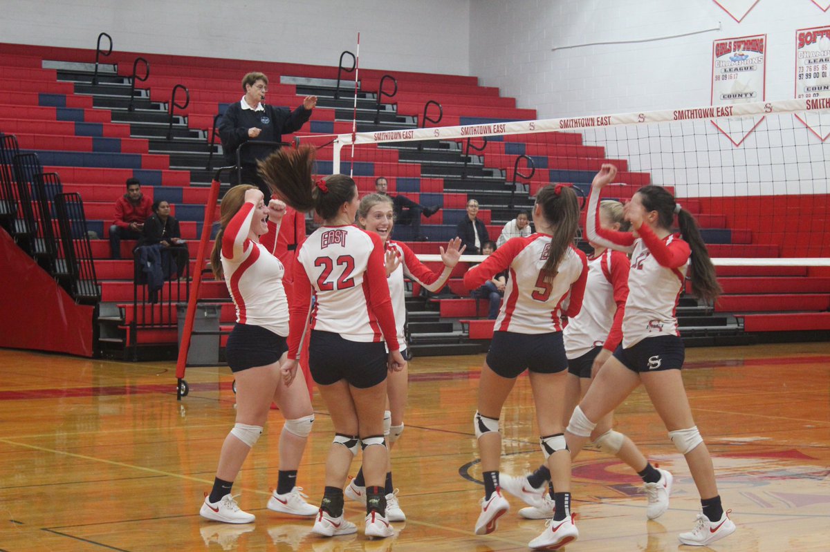 segvvb's tweet photo. Amazing senior night for SEGVB this past Wednesday!! Thank you for the support from everyone there and all the hard work put in from the underclass men and parents for making this night unforgettable❤️❤️ https://t.co/1fs3u3U1qf