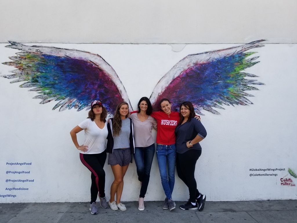 ProjAngelFood's tweet photo. Thank you to these great gals of L-Nutra for volunteering with us today! #projangelfood #lnutra #foodislife #foodismedicine #volunteer #losangels
https://t.co/tjJk6spE31 https://t.co/v7M5eaKxmF
