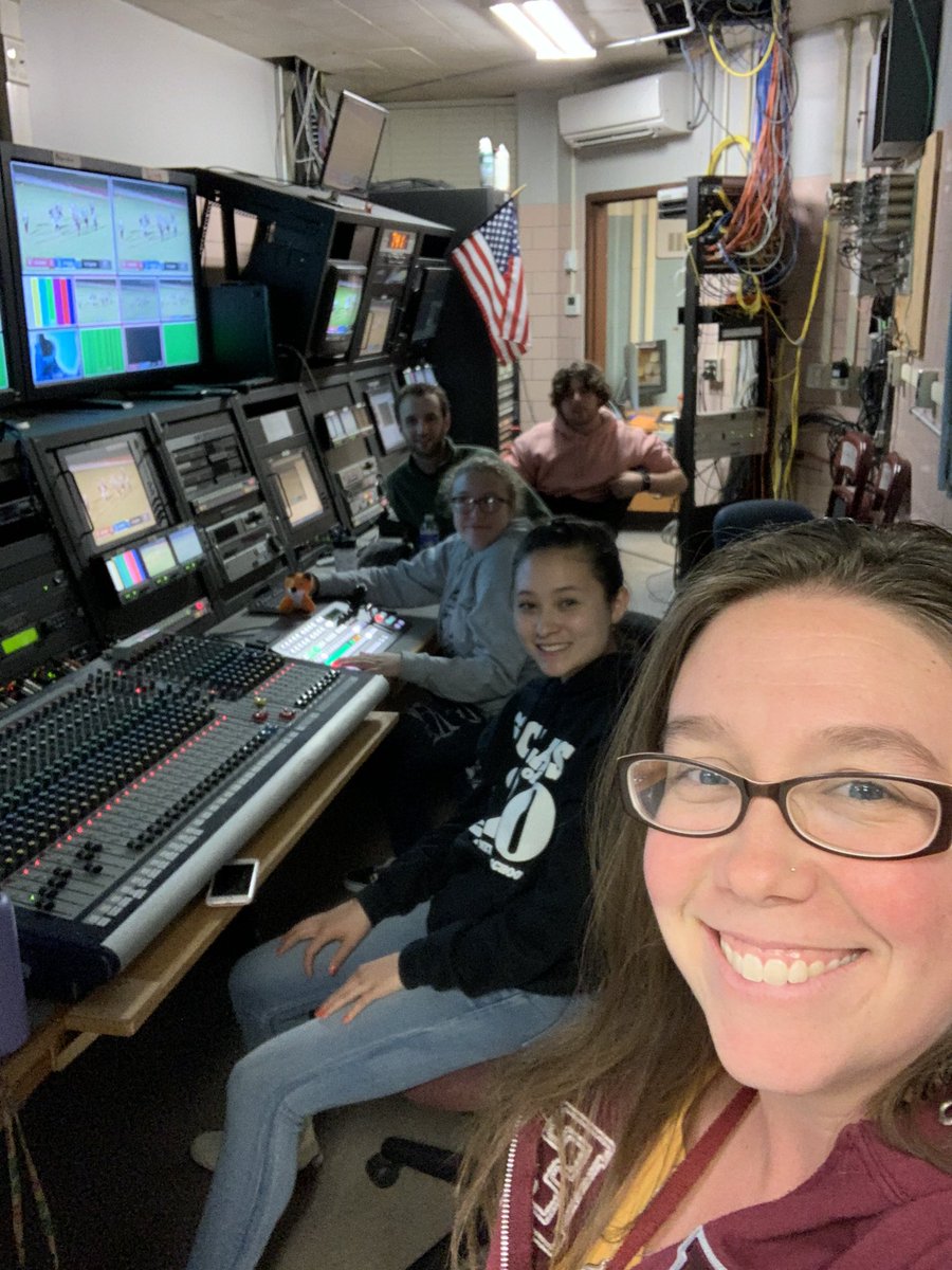 MathwithMissA's tweet image. Hello from behind the scenes at the Varsity Football game tonight!  #goreds #neighboreds @NewarkAthletics @Newark_HS @_Bliek