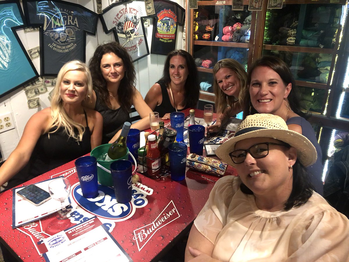 sarahlynnarnold's tweet photo. Hey Jane!  Come hang with us in Siesta Key!!  ❤️❤️ https://t.co/cnQGltCBUs