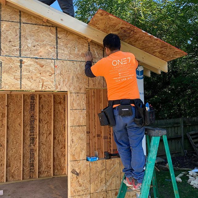 bdavisone7's tweet photo. Got the crew out here crushing the game!  #teamone7 knows how to get it done. ..
#framing #carpentry #contractor #generalcontractor https://t.co/HoivagX7sF https://t.co/9g73saLQno