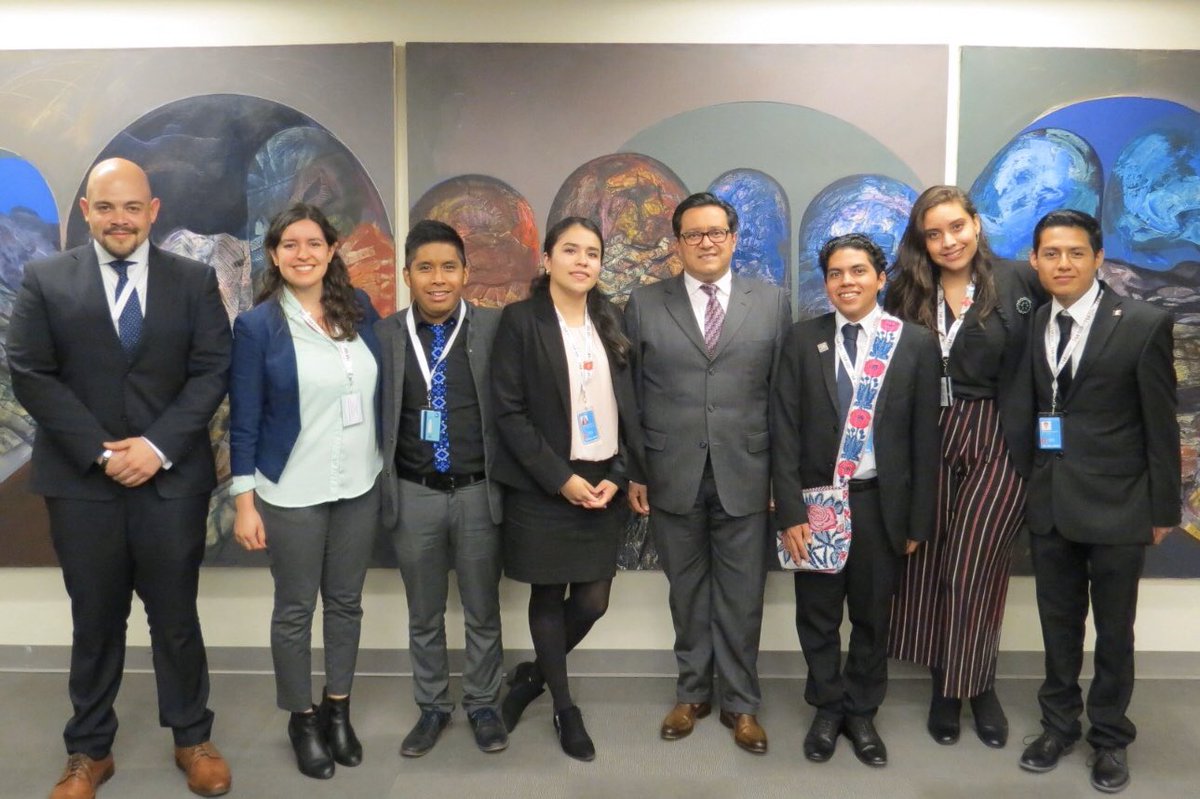 Gracias por su gran trabajo a los Delegados juveniles 2019 de México ante la #ONU Alejandra, Isidoro, Mariana, Luis Angel, Solange y Carlos. Que haya sido una gran experiencia ! #DelegadosJuveniles #YouthDelegate
