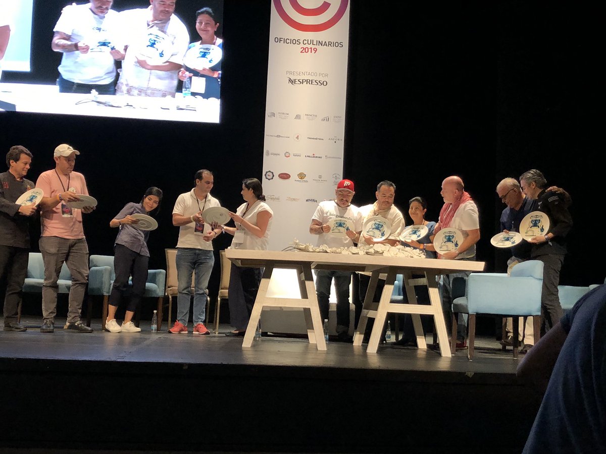 <a href="/OCulinarios/">Oficios Culinarios</a> emerge como un foro de diálogo a partir de diversas disciplinas que giran en torno a la gastronomía.
¡Muy enriquecedor!
¡Gran evento! <a href="/ClaudioPobleteR/">Claudio Poblete Rodriguez</a> <a href="/anaispenagos/">anais penagos</a>