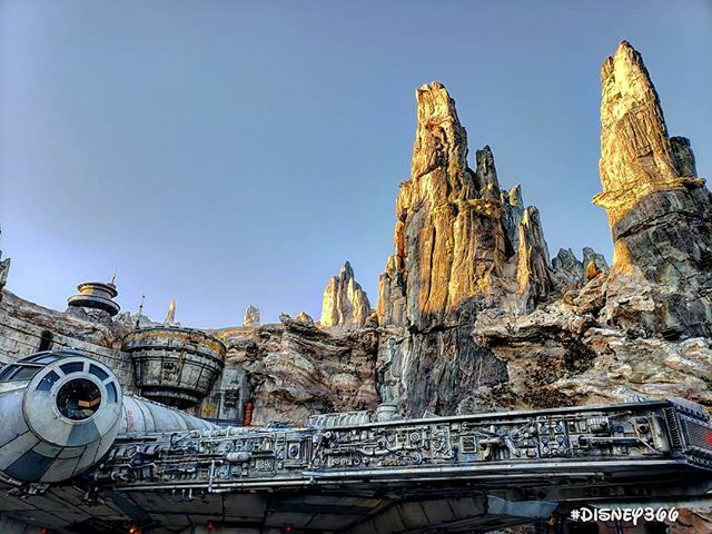 Disney366's tweet photo. Day 2848:  #Sunset over #DockingBay5. 
#Disney366 @@Disneyland @@DisneylandToday ■ *

LOCATION:
#BlackSpireOutpost #Batuu #StarWarsGalaxysEdge #Disneyland ■ *

DISNEY:
#Disneyland366 #Disney2019 #Disneyland2019 #Disney #DisneyTime #DisneySide #JustGo… https://t.co/LDE0r9WuvF https://t.co/zpkWsxxdEh