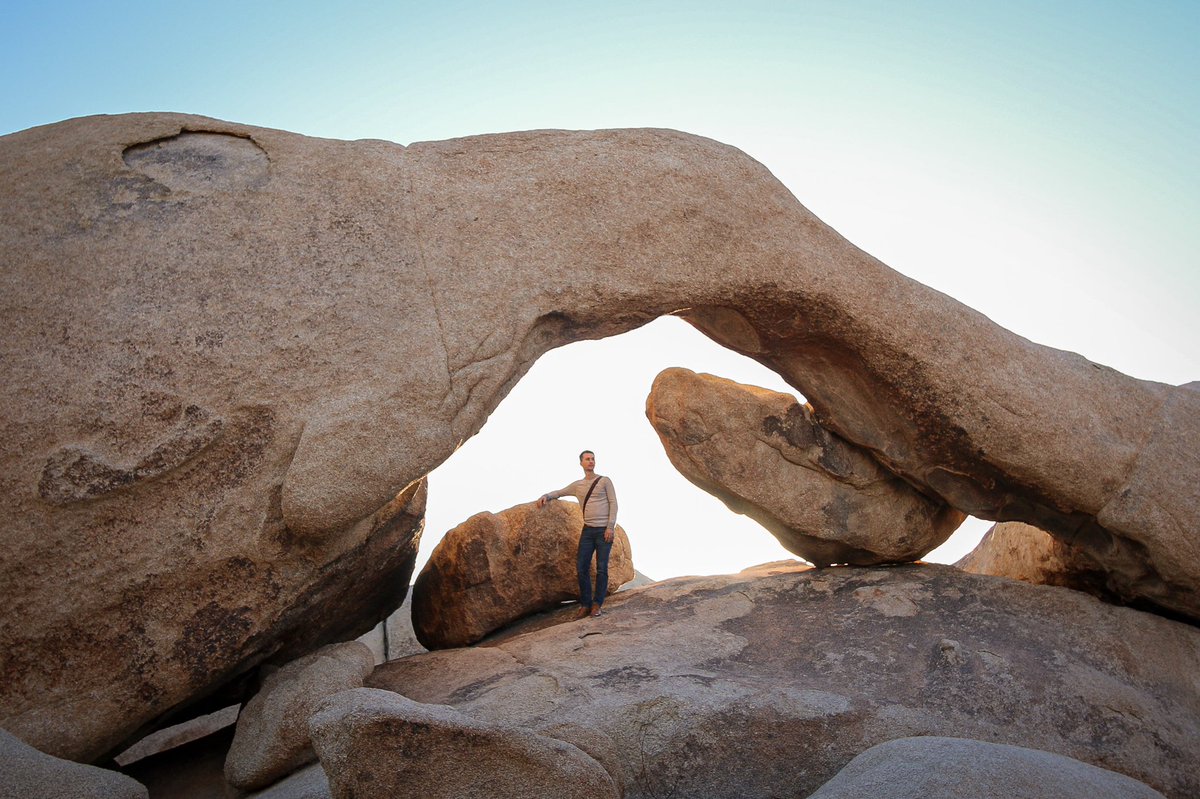 robinizard's tweet image. Took an early morning drive up to Joshua Tree National Park to catch the sunrise. Wish I would have taken advantage of this more when I lived here. #joshuatree #California
