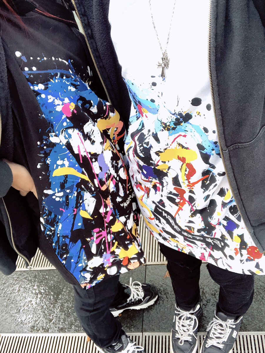 MiOORer_33's tweet photo. 物販回収完了😎💗 https://t.co/yOBzCkutoP