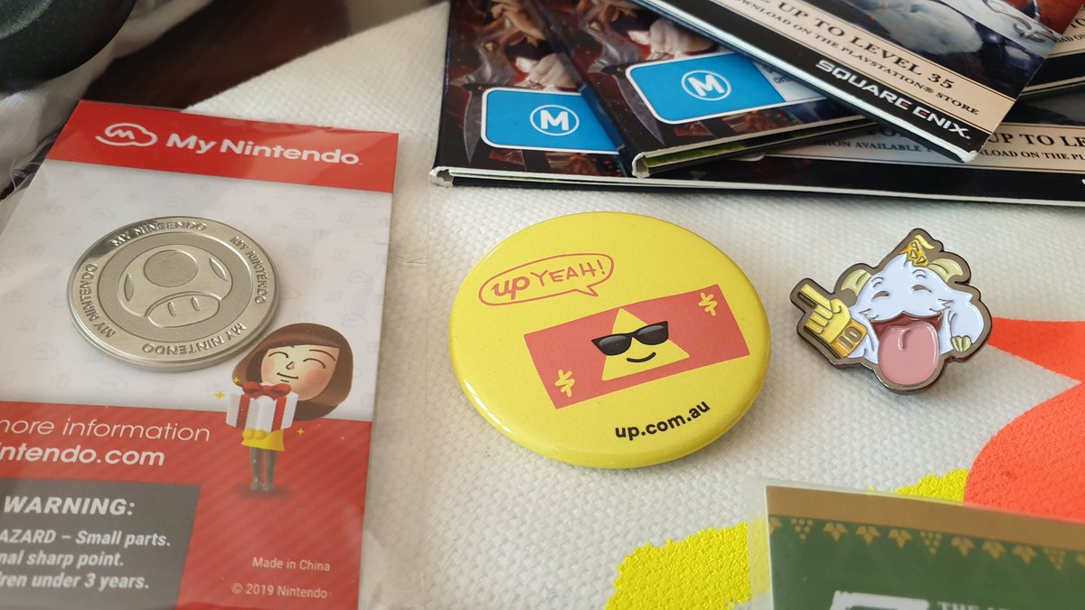MishManners's tweet photo. It's not about the amount of SWAG anymore, it's about quality! I'm super stoaked with the pins I got this year and I'm already a member of Up Bank since @PauseFest so was great to see them in gaming! 💛🎮😍
#PAXAUS #League10 #SWAGqueen #SWAG #stickers #pins #AlienwarePAX https://t.co/sKwU1A5tXF
