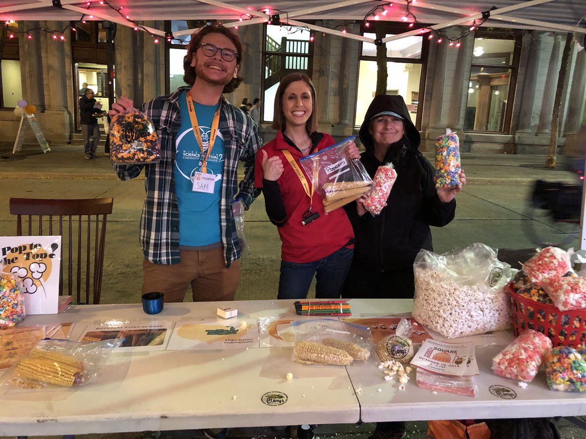 WiSciFest's tweet photo. #Popcorn science with @UWMadAgronomy at Clary’s! #WiSciFest #ScienceOnTheSquare https://t.co/V8w3GjWIdT