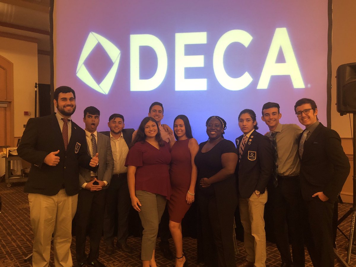 IamHMLDECA's tweet photo. Let’s just say, DECA Breakfat was a movie! #deca #floridadeca #wearehml @HMLActivities @HMLYearbook2020 @WeAreHMLNHS @HMLclassof2022 @hmlseniors2020 @HmlClub @HMLclassof2021 @HMLSrHighSchool @hmldigitalmedia @hmlsnhs @FloridaDECA @DECAInc https://t.co/RjmiaX4e9f