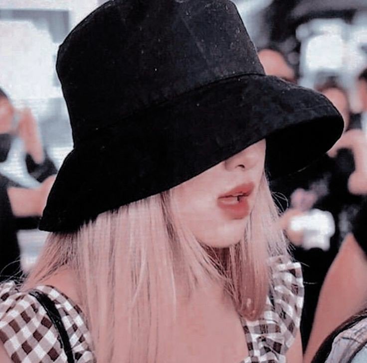 Roshita9619's tweet photo. คนสวยเหงแค่นิ้ก็สวยยยย
I Vote #KillThisLove
for #TheMusciVideo
on #PCAs
@ygofficialblink https://t.co/c6BGfC5XKk