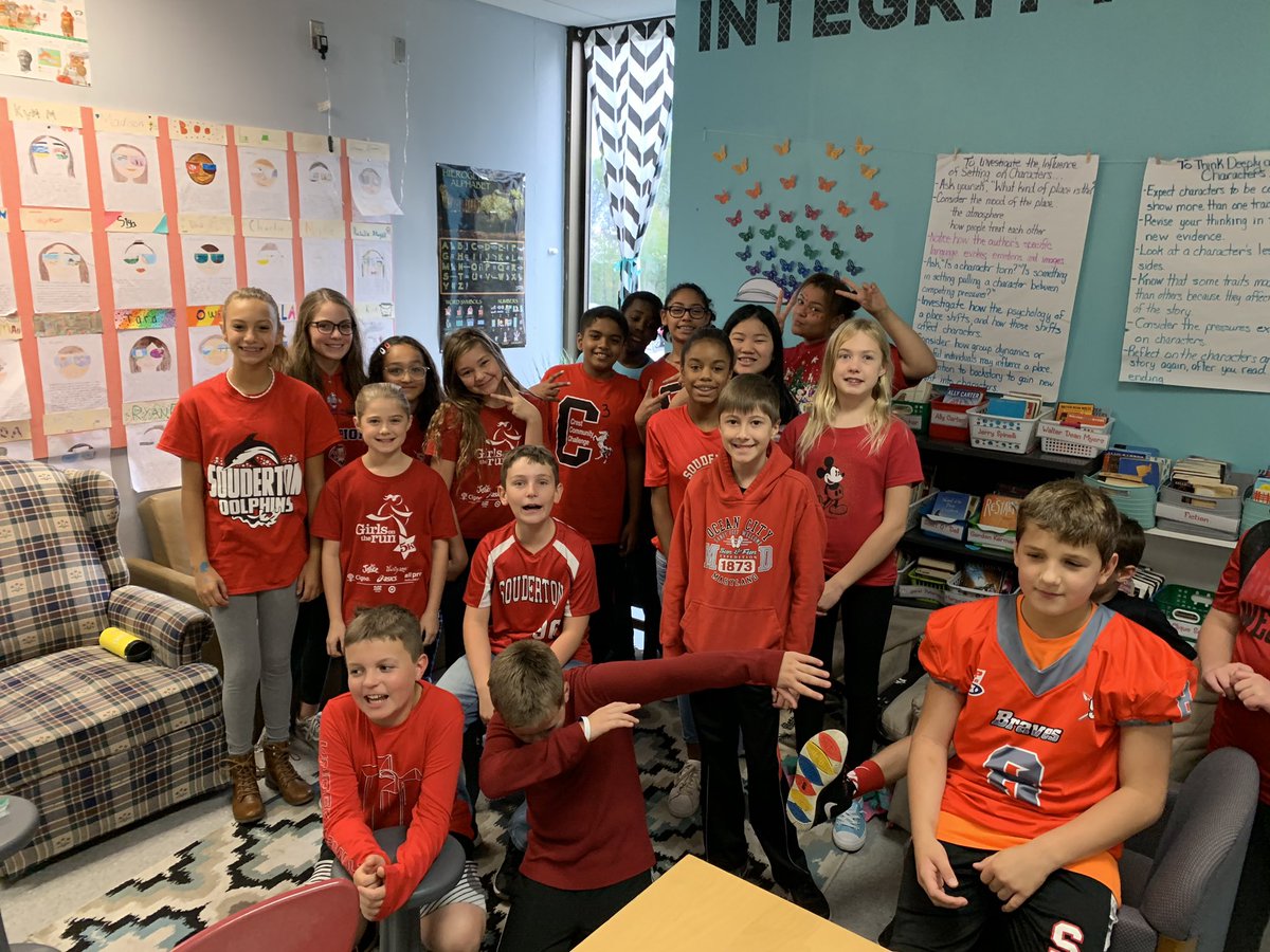 TeamIntegrity5's tweet photo. Dressed in RED for our Spirit Assembly! @JenWevodau @SASD_IC #ICrocks https://t.co/cwdBa2Lp7X