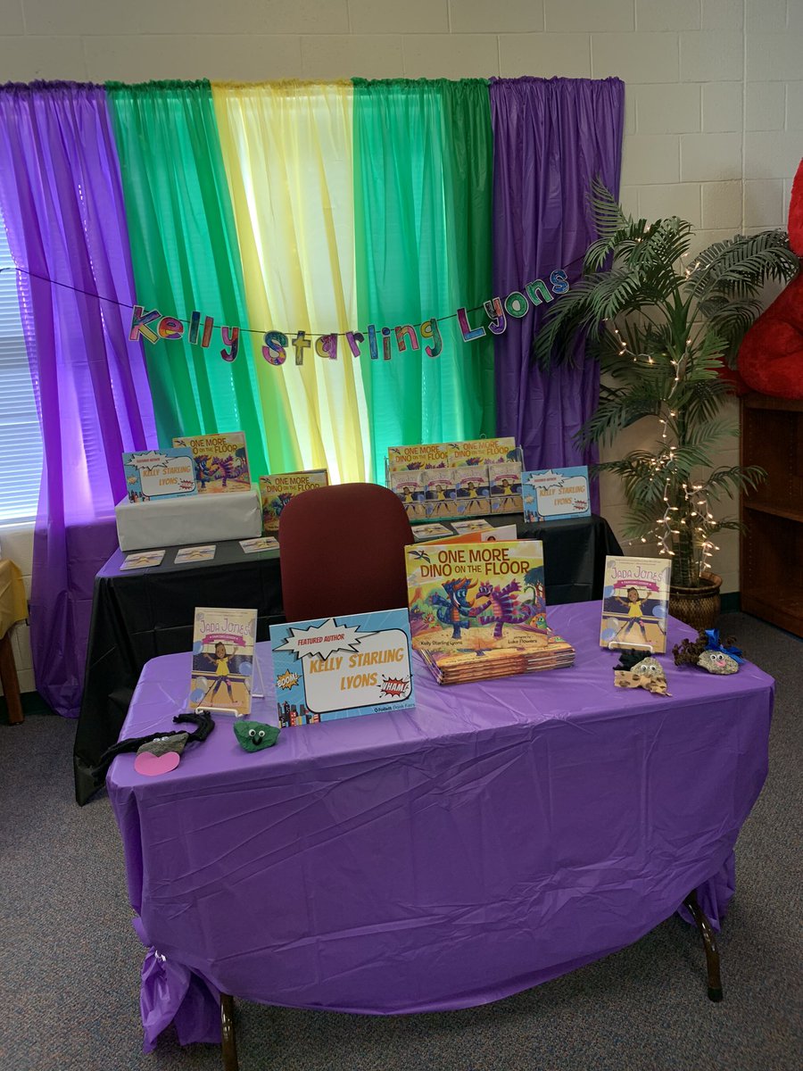OdellPrimaryMC's tweet photo. We’re ready for @kelstarly to visit us on Monday - complete with some #RockStars made by Mrs. Boyd! #VaugeSpoilers #OdellPrimaryPride https://t.co/JuYYip1EoM