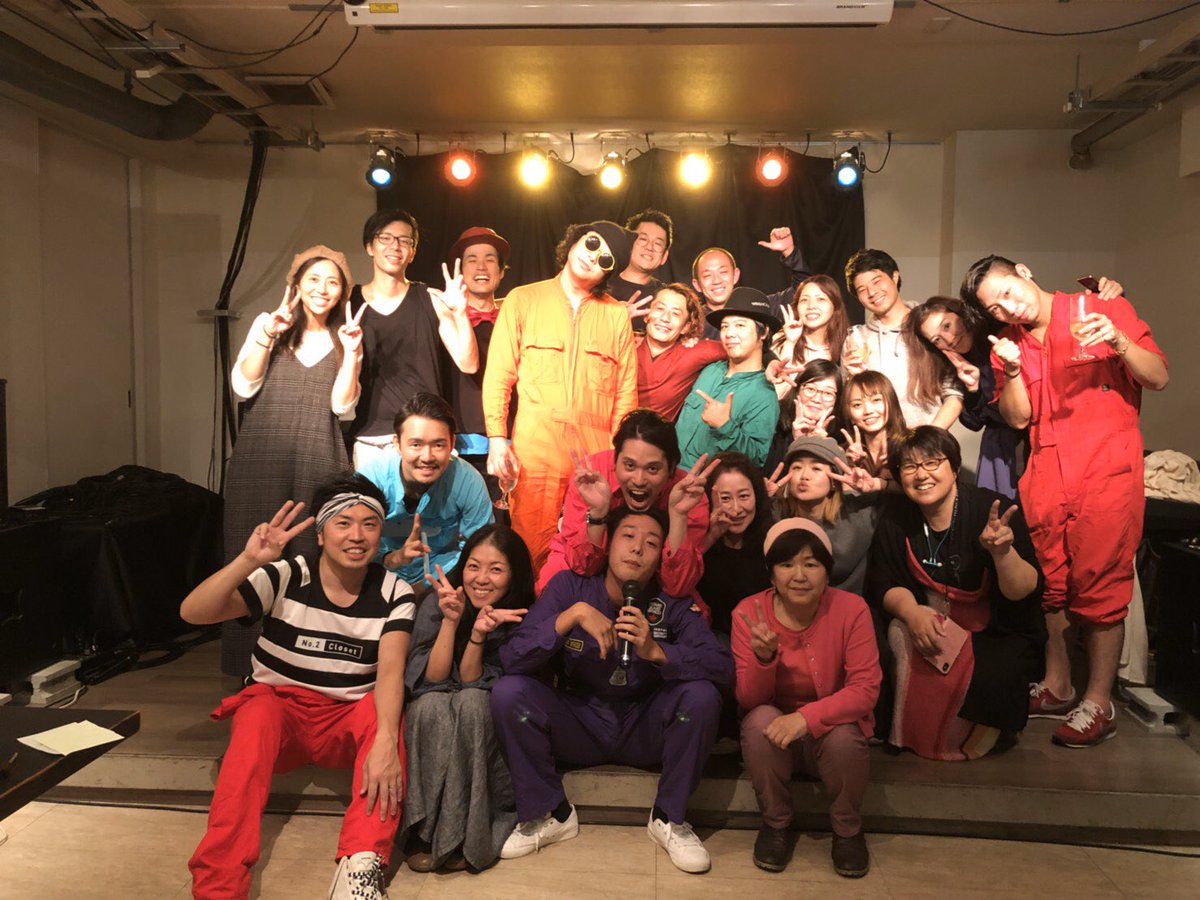 mira_touch's tweet photo. オイサンズ11  1周年記念パーティー🎉
こうやって集まってくれる人達がいる限り頑張って活動していきたいって改めて思った😆

相変わらず酔っ払ってぐだぐだなとこもいっぱいあって、それがオイサンズクオリティーだな😁

ほんとみんなありがとう✨

#オイサンズ
#次は11月4日そうしばんぱく https://t.co/U3E9X8nEkp