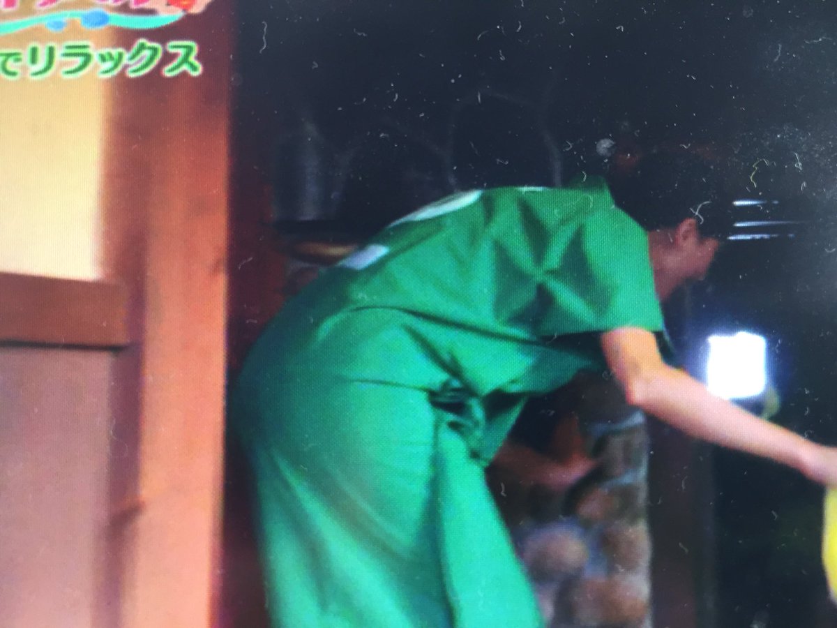 王様のブランチ 別府温泉ロケで 蒸し風呂に入る 熊井ちゃん 入口が低すぎて 入口が小さい熊井ちゃん 扉と熊井ちゃんのサイズが などツイッターがザワザワ Togetter
