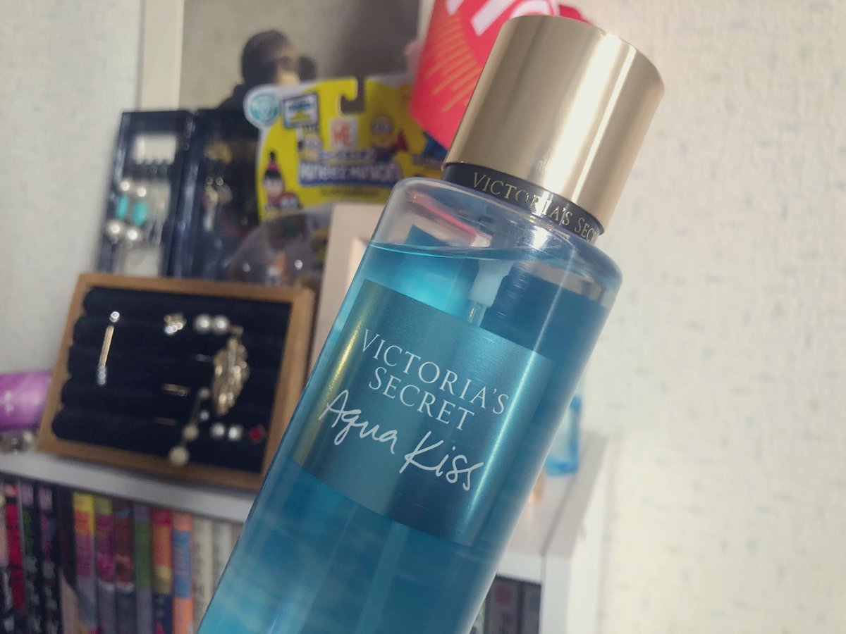 ヴィクトリアシークレットのボディミスト買っちゃった メンズの べらぼうにいい匂いでヨォ 何やってんだ私はヨォ ヴィクトリアシークレットのボディミスト買っちゃった メンズの べらぼうにいい匂いでヨォ 何やってんだ私はヨォ