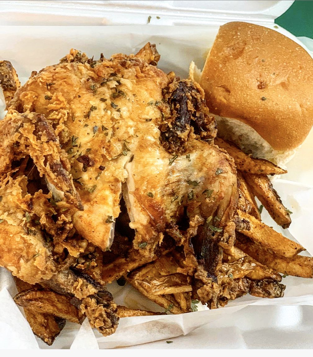MrKingson242's tweet photo. My Cornish hen snacks bin movin !! If ur like me and can’t choose between the chicken titty or sum legs I say grab the whole damn bird !! With the hand cut fries and coconut roll ...nothin like it 😉 #CFoodShack #Cum2Me https://t.co/6liAZyxmGQ