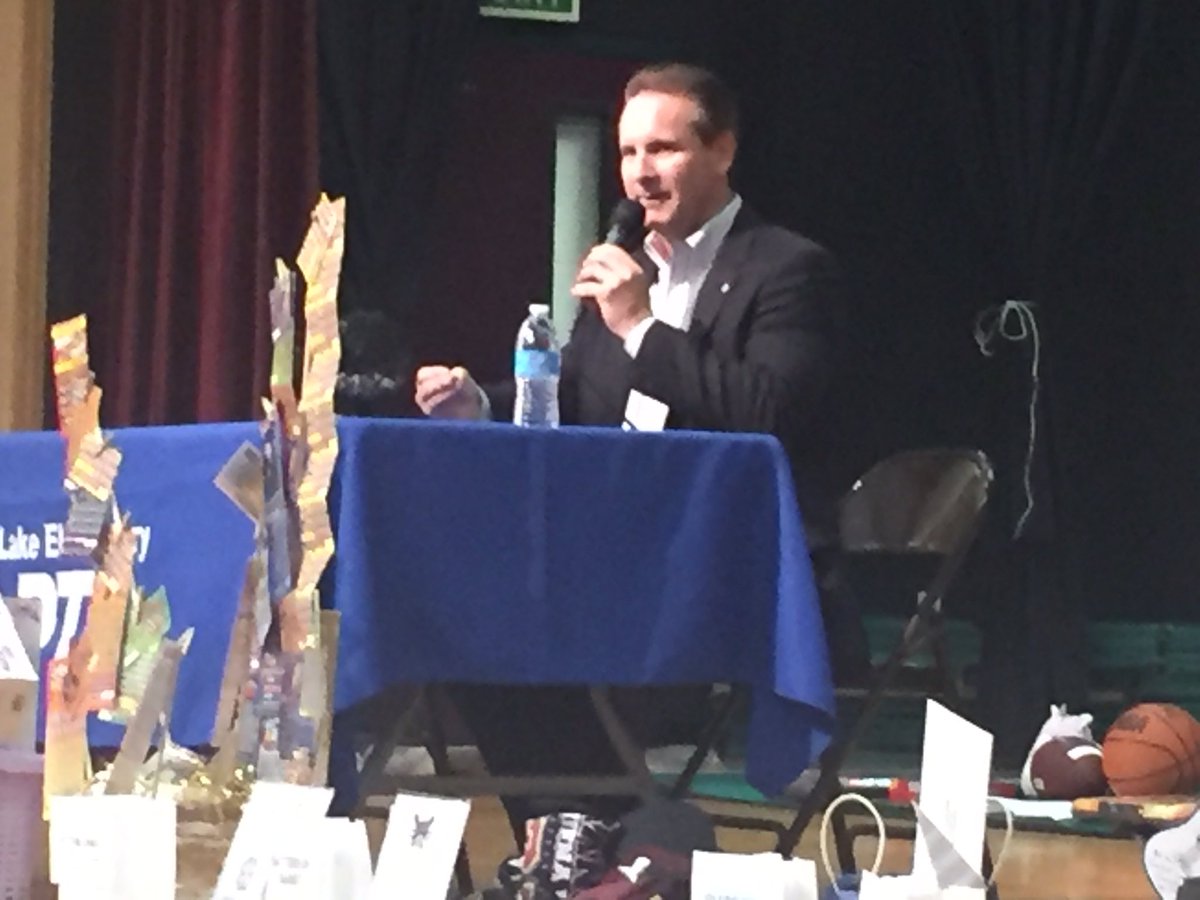 Great times at Bingo hosted by <a href="/LakeDolphins/">Lake Elementary PTA</a> <a href="/LakeElementary/">Lake Elementary School ~ Home of the Dolphins!</a> with a surprise announcer, Dr. Doyle! Thanks to all who are so invested in our VUSD <a href="/VistaBlueprint/">Vista Unified</a> <a href="/EngageVista/">VistaUSD FACENetwork</a> kids. #PTA4KIDS