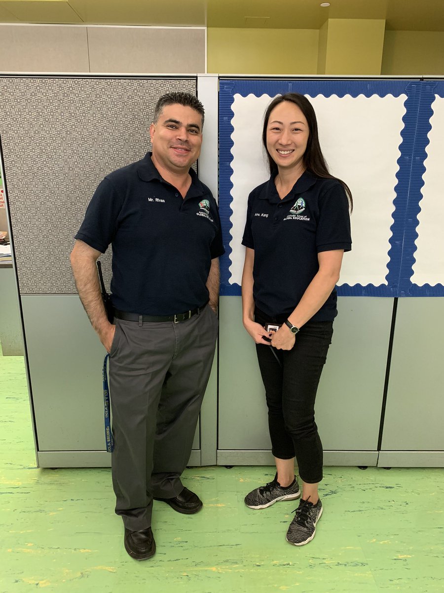 Celebrating our wonderful administrative team. We are grateful for their wonderful dedication to our school community. Happy week of the administrator! Our principal Mrs. Kang and our coordinator Mr. Rivas are a superb team!