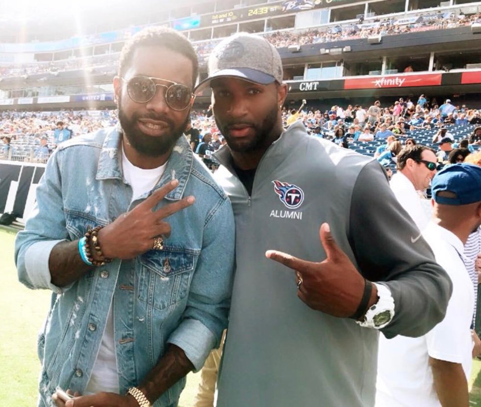 Dominique tweet media