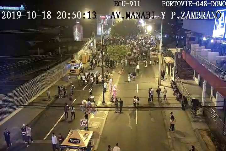 ECU911PVO's tweet photo. Mantendremos monitoreo permanente durante el evento artístico denominado #Avenidazo que se desarrollará en Portoviejo.
¡Trabajamos por tu seguridad! https://t.co/9TFWCxZbmI
