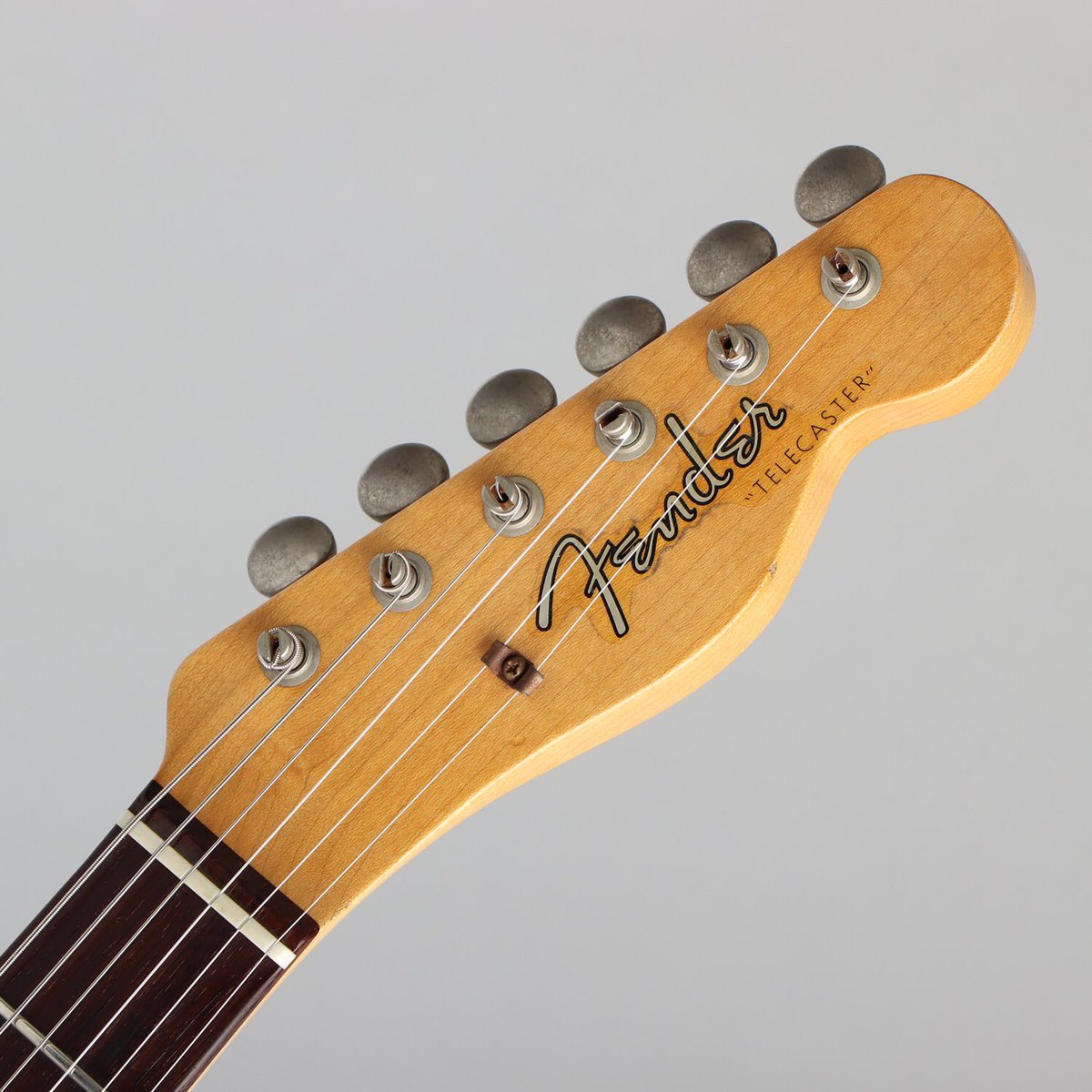 mikiame's tweet photo. 超軽量個体。粘りあるサウンドがウリのFender C/S製63テレがUSEDにて!!
FENDER C/S
1963 Telecaster Relic Vintage Blond 2006
https://t.co/ZT57fv9tdc
#fender
#fendercustomshop
#fendertelecaster
#telecaster
#63telecaster
#guitar
#guitarist
#mikigakki
#三木楽器
#新着ギター https://t.co/Q5HxRQtyP2