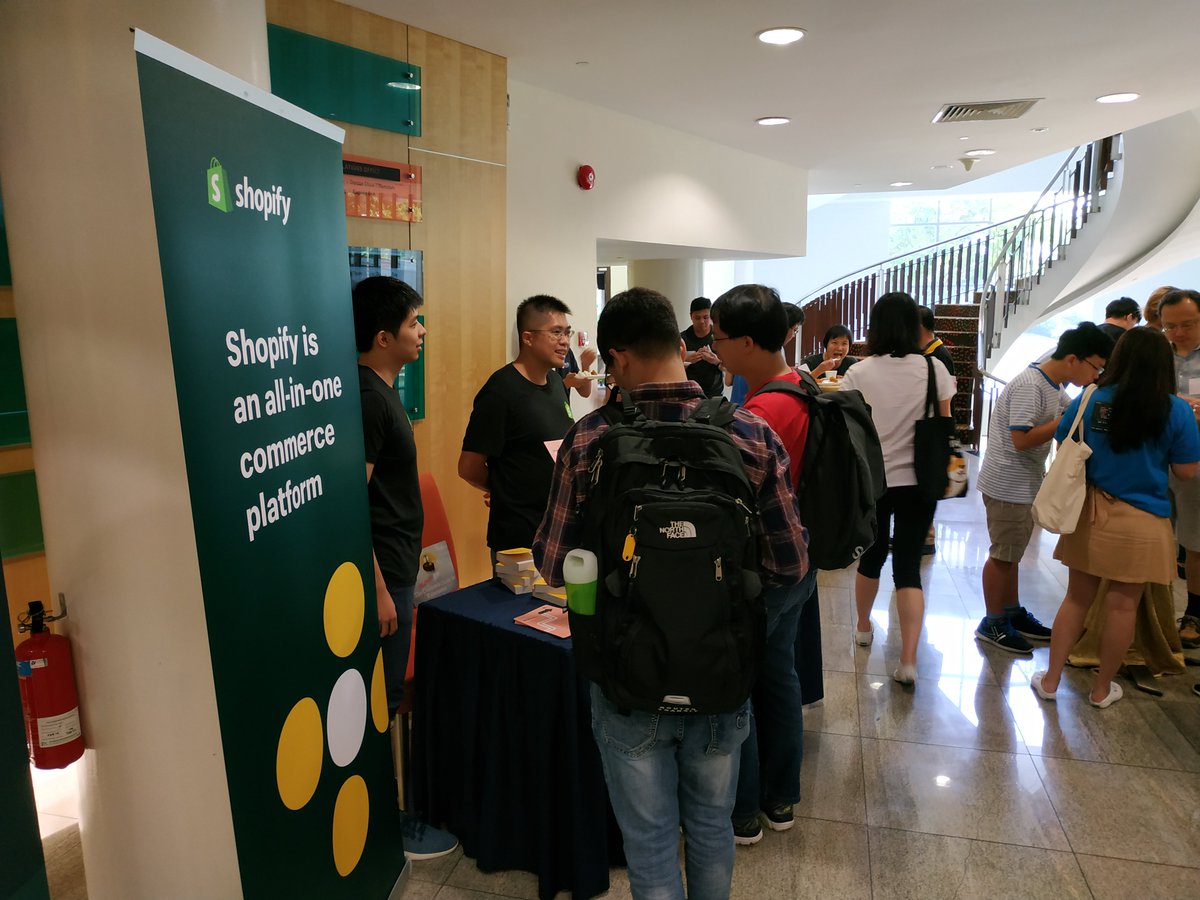 A shoutout of thanks to our Platinum Sponsor, SP Digital, and Gold Sponsor, Shopify! Thanks for supporting the community! Do visit their booths to find out more about the exciting career opportunities available 😍 #geekcampag