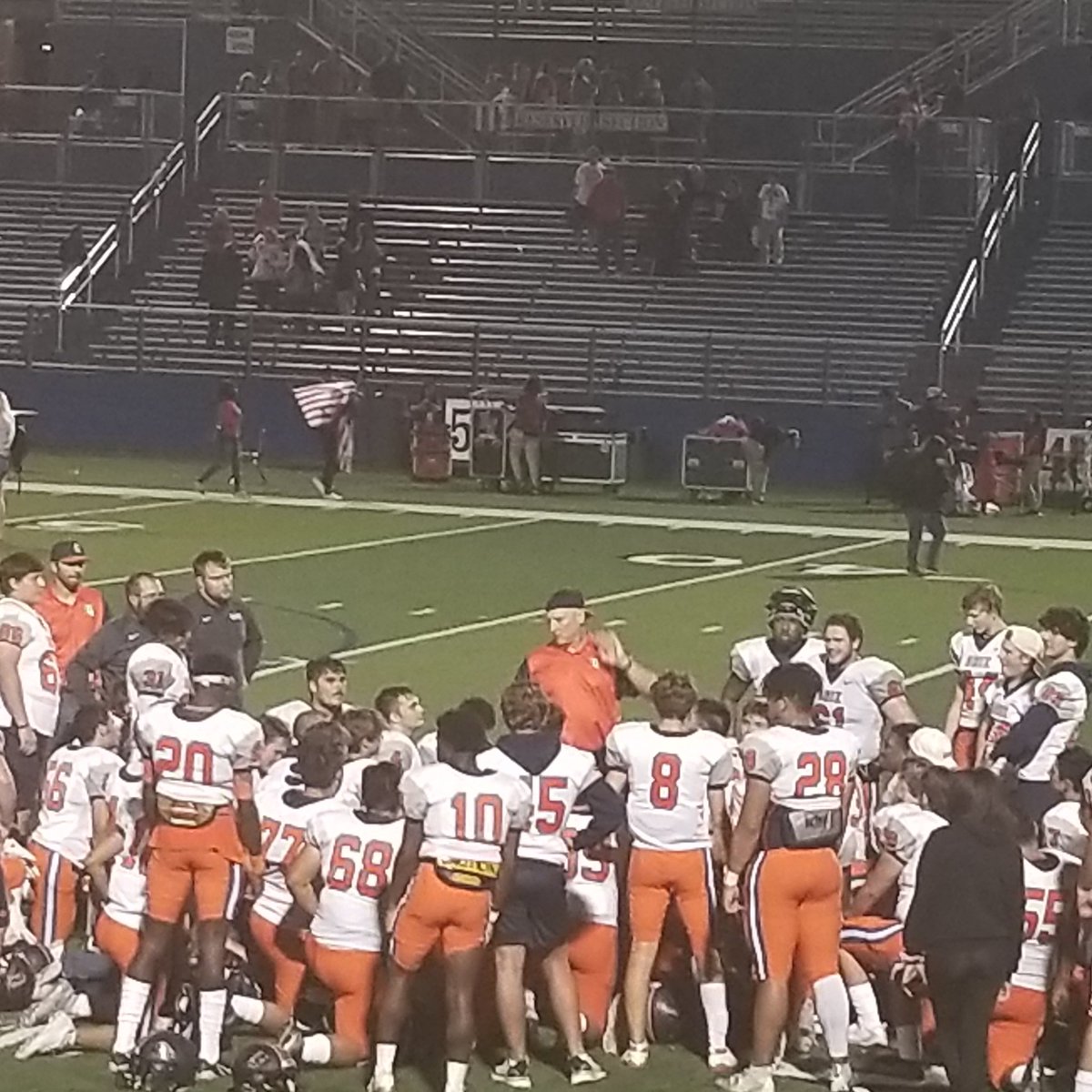 @GlennGrizFB @crunkdog49 showing how PROUD he is with his victory hat!!