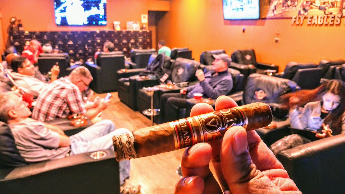 imagesStudioMAP's tweet image. Great friends, music and smokes at our favorite cigar lounge.  So blessed to have good people in our lives. #cigarlife #ipostwhatismoke #coupleslife