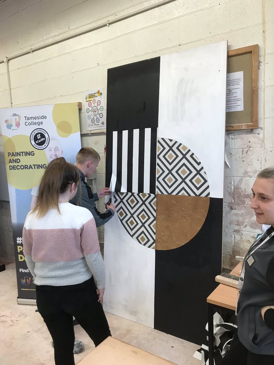 TCConstruction0's tweet photo. Our open day off to a good start with some student ambassadors helping out prospective students #construction #Joinery https://t.co/9JL3TvV08r